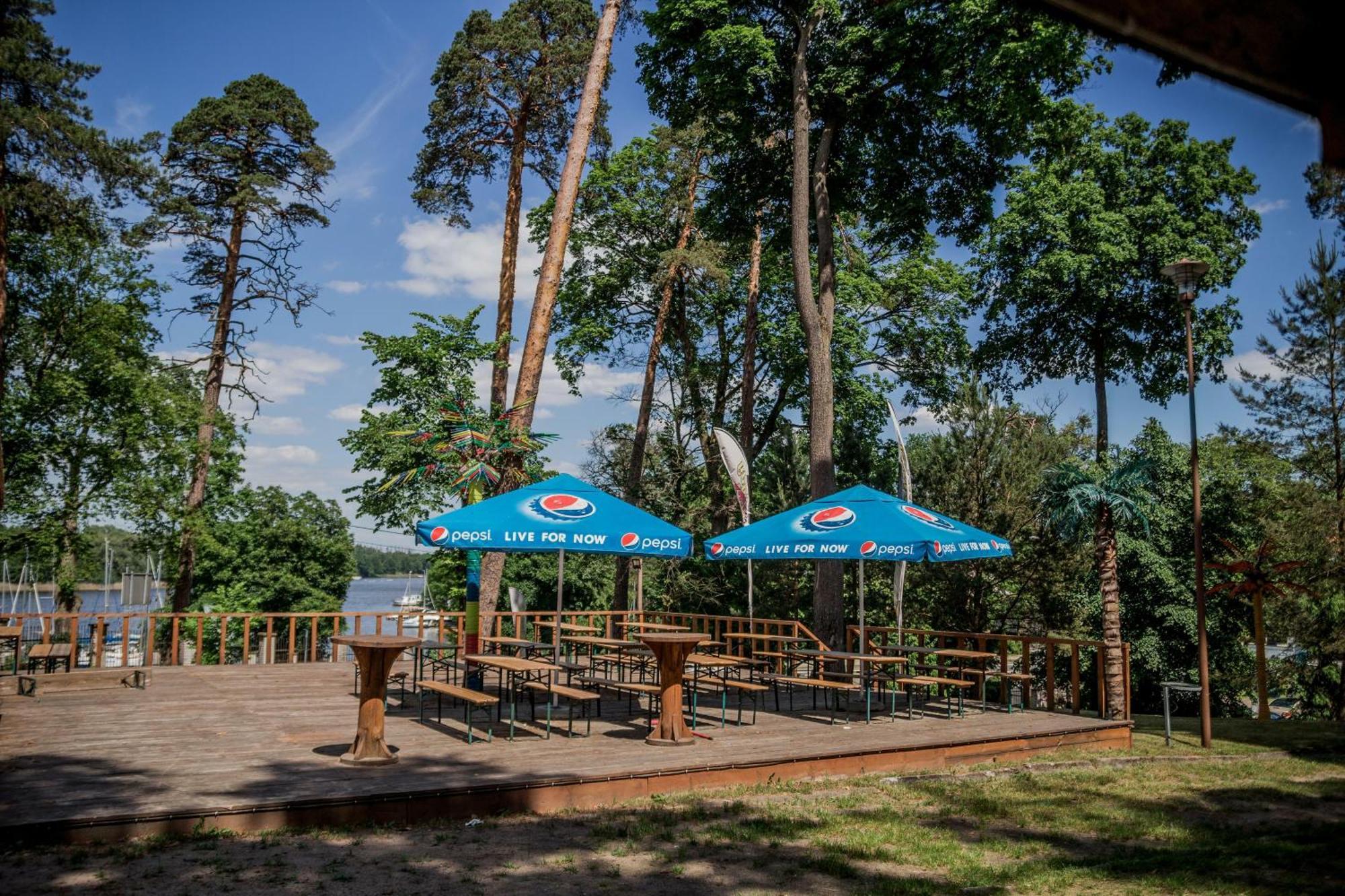 Lesna Przystan Hotel Ilawa Bagian luar foto